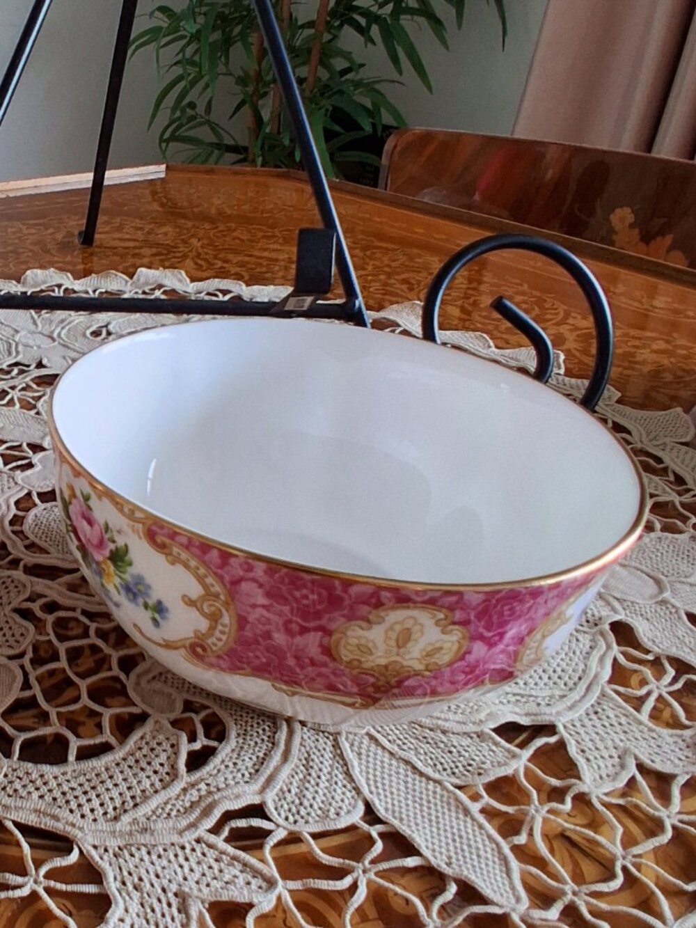 RA Lady Carlyle Sugar Bowl, NWOT